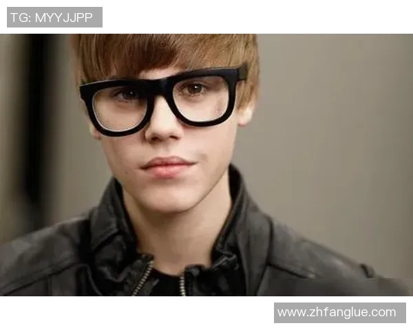 足球场上的传奇绰号揭秘热门明星背后的故事与魅力分析